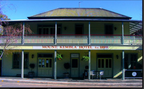 Mount Kembla Village Hotel - Accommodation in Bendigo 1