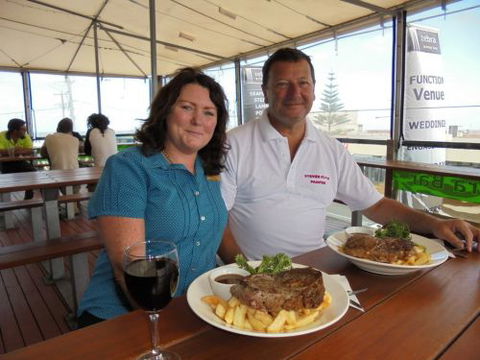 Zebra Crossing Bar & Bistro - Accommodation in Bendigo 1