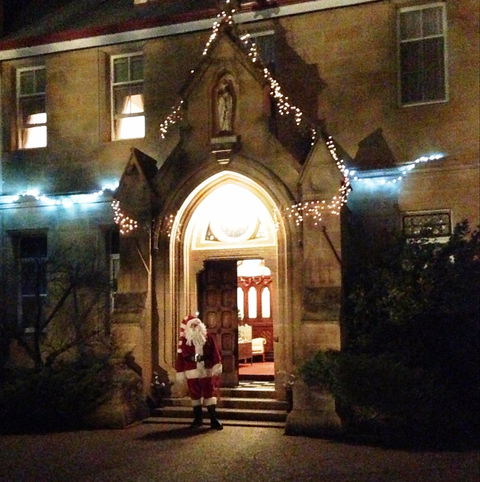 Abbey Of The Roses - Christmas In July - Accommodation in Bendigo 0