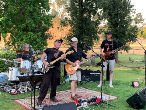 Angas Plains Wines Live In The Vines, With The Band -Wisky Jak - Accommodation in Bendigo 2