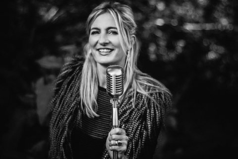 Fireside Jazz Dinner With Ella’s Holiday - Accommodation in Bendigo 0