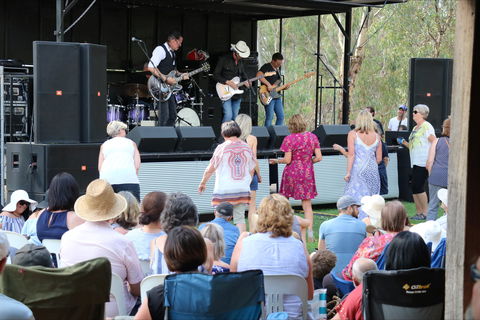 Swan Hill Region Food And Wine Festival Cruise - Accommodation in Bendigo 2