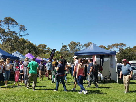 Hanging Rock Makers Market - Accommodation in Bendigo 0