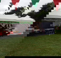 Macclesfield Strawberry Fete - Accommodation in Bendigo