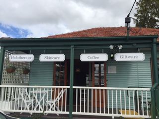 A Wild Night Out - Spring - Accommodation in Bendigo 4