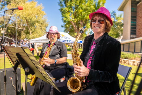 2021 Alice's Longest Desert Lunch - Accommodation in Bendigo 1