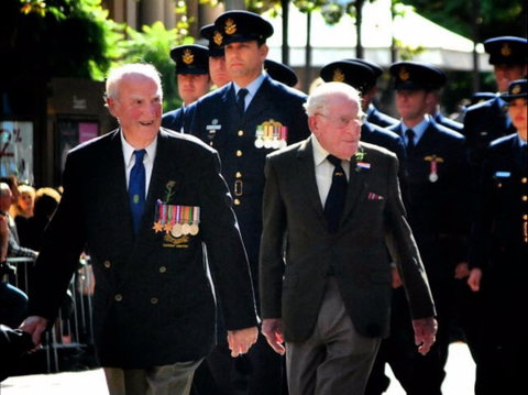 ANZAC Day March - Accommodation in Bendigo 0