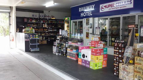 Eling Forest Winery Restaurant - Accommodation in Bendigo 1