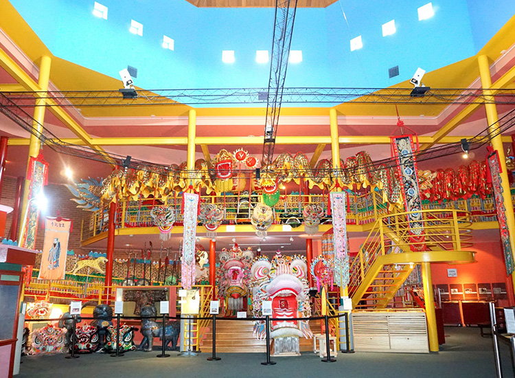 Golden Dragon Museum