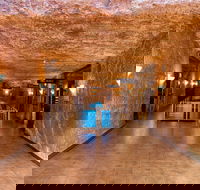 Desert Cave Hotel - Accommodation in Bendigo