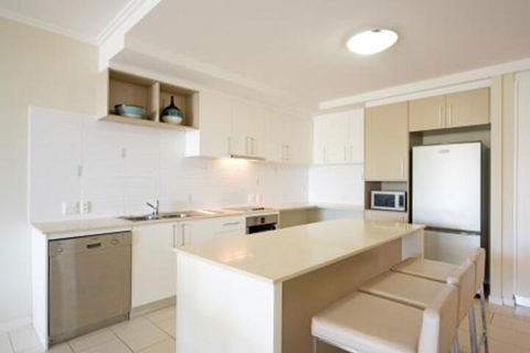 Summit Apartments Airlie Beach - Accommodation in Bendigo 6