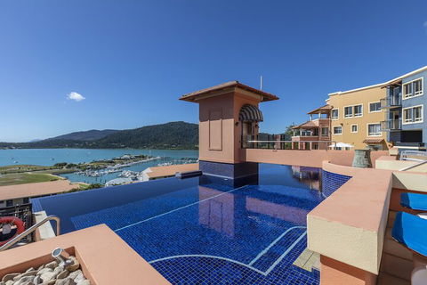 Martinique Whitsunday - Accommodation in Bendigo 6