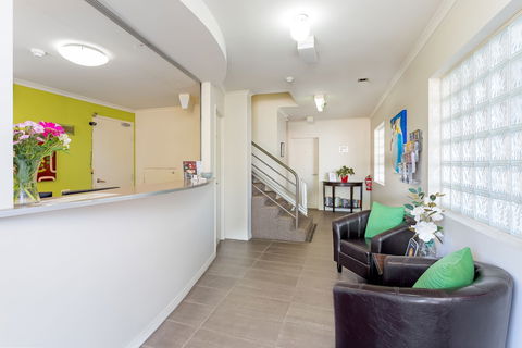 Redcliffe Motor Inn - Accommodation in Bendigo 0