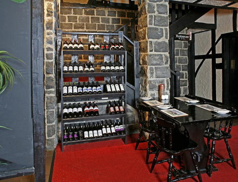 Fox And Hounds Inn - Accommodation in Bendigo 4