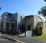 Waves Luxury Suites - Accommodation in Bendigo