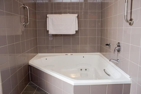 Highlander Hotel - Accommodation in Bendigo 4