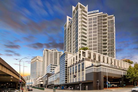 Meriton Suites Bondi Junction - Accommodation in Bendigo 1