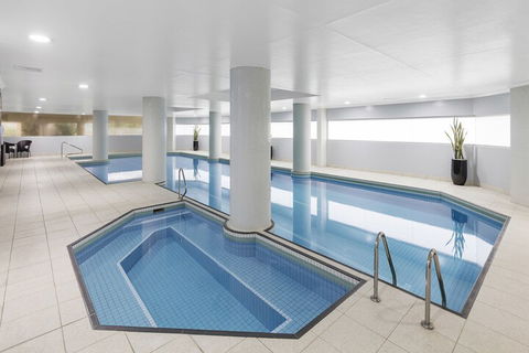 Meriton Suites Bondi Junction - Accommodation in Bendigo 3