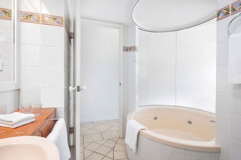 BreakFree Royal Harbour - Accommodation in Bendigo 6