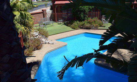 Early Australian Motor Inn - Accommodation in Bendigo 2