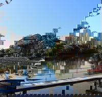 Surfers Riverside Apartments - Accommodation in Bendigo