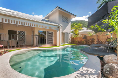 The Villas Palm Cove - Accommodation in Bendigo 2