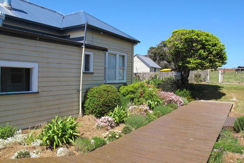 Beths Cottage Roaring 40s - Accommodation in Bendigo 3