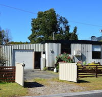 Tullah Full House - Accommodation in Bendigo