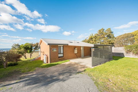 Beach Break Bicheno - Accommodation in Bendigo 1