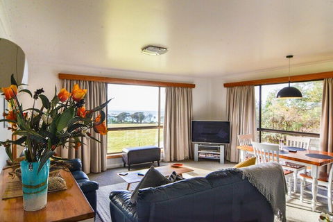 Beach Break Bicheno - Accommodation in Bendigo 2