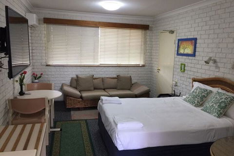 Holland Park Motel - Accommodation in Bendigo 4