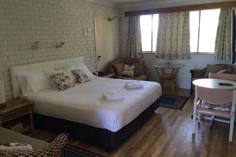 Holland Park Motel - Accommodation in Bendigo 2