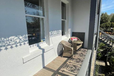 Webster Terrace - Accommodation in Bendigo 2