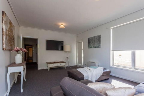 Twelve Errard - Accommodation in Bendigo 3