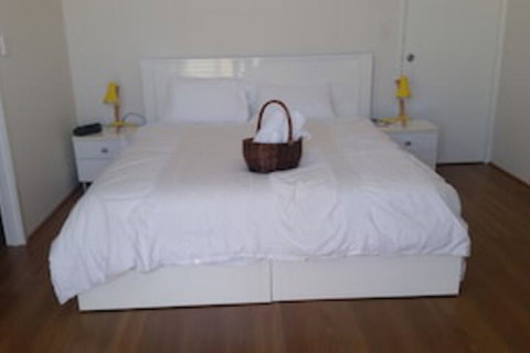 Wyatt Retreat - Accommodation in Bendigo 0