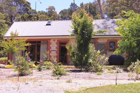 Duxton Coach House - Accommodation in Bendigo 6
