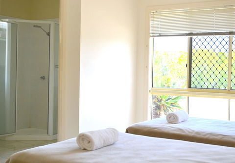 Hinchinbrook Resorts - Accommodation in Bendigo 4
