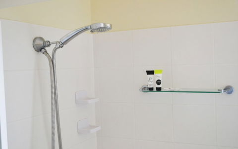 Hinchinbrook Resorts - Accommodation in Bendigo 5