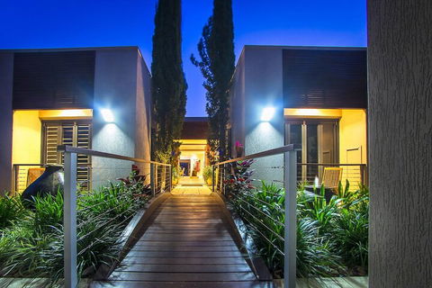 Grandeur On Bay Three - Accommodation in Bendigo 5