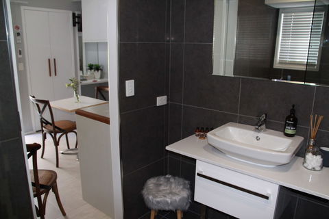 Paperbark Bed & Breakfast - Accommodation in Bendigo 5