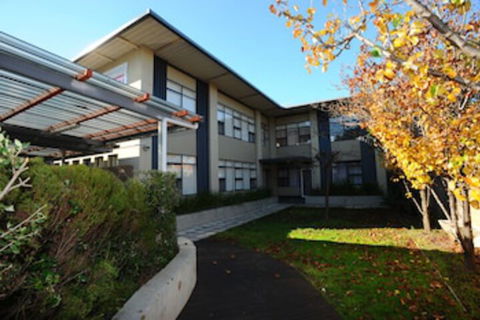 Glenelg Holiday Apartments-Ellis - Accommodation in Bendigo 0