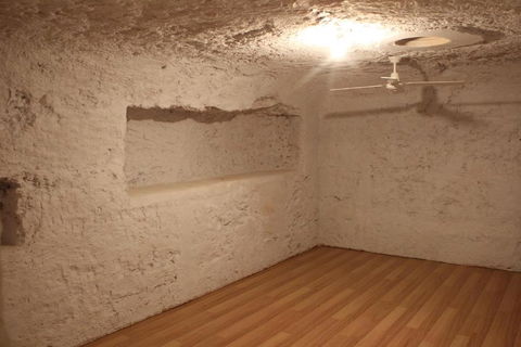 Cave Place Units - Accommodation in Bendigo 4