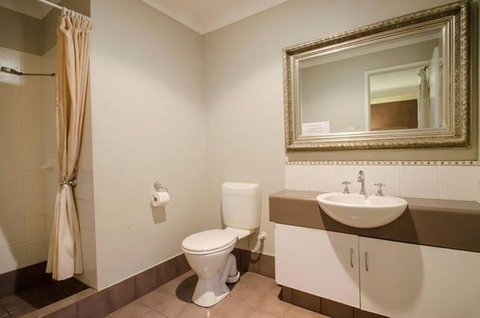 Yallingup Pet Friendly Bush Retreat - Accommodation in Bendigo 1