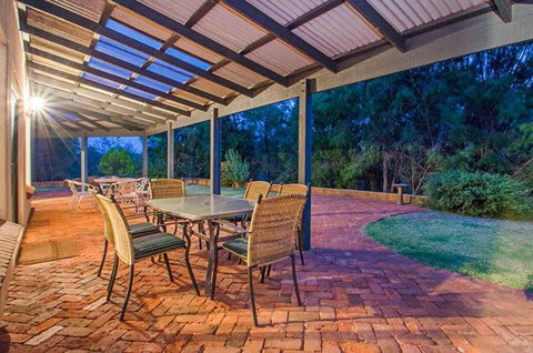 Yallingup Pet Friendly Bush Retreat - Accommodation in Bendigo 2