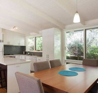 Maryrose Beautiful close walk to the beach - Accommodation in Bendigo