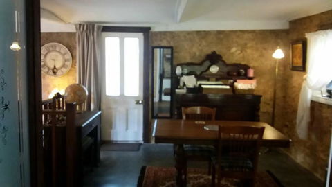 A La Folly - Accommodation in Bendigo 2