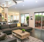 Decked Out at Bright - Accommodation in Bendigo