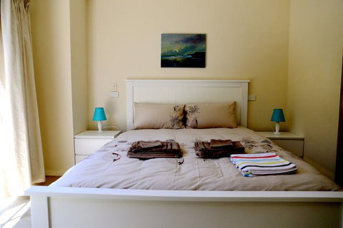 Isle Of Serenity - Accommodation in Bendigo 1