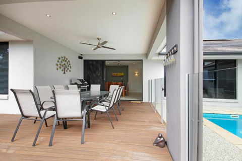Grand Parade - Accommodation in Bendigo 1