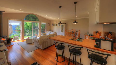 The Avenue At Montville Cottage - Accommodation in Bendigo 1